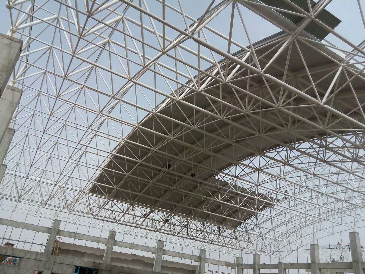 万源一汽网架